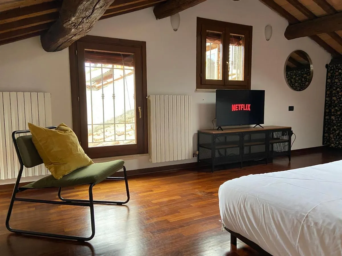 Superior Loft Centro Storico Ferrara Appartamento